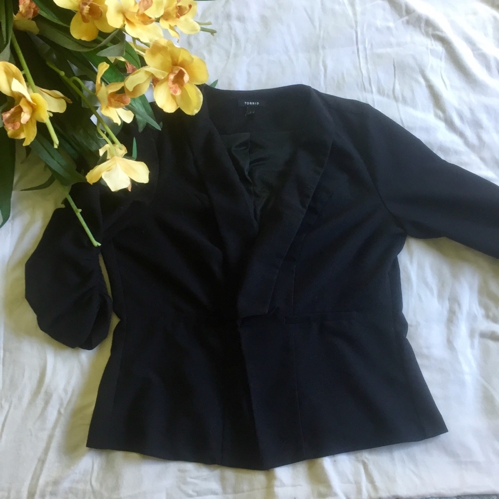 Torrid Black Blazer Suit Jacket Size 1 (XL)
